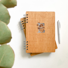 Učitaj sliku u Galeriju, Sveska sa monogramom - Slovo E