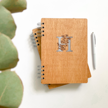 Učitaj sliku u Galeriju, Sveska sa monogramom - Slovo H