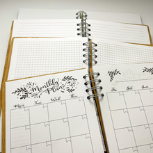 Učitaj sliku u Galeriju, Skeleton Smile sveska