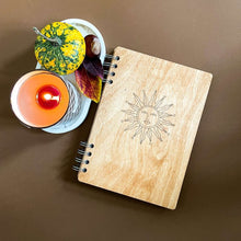 Učitaj sliku u Galeriju, Mistično Sunce sveska